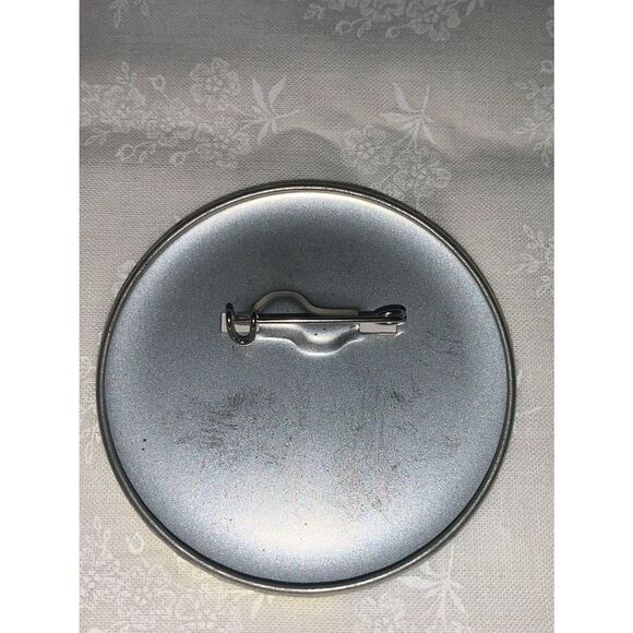 Vintage Teenage Mutant Ninja Turtles movie release pin - Picture 5 of 6